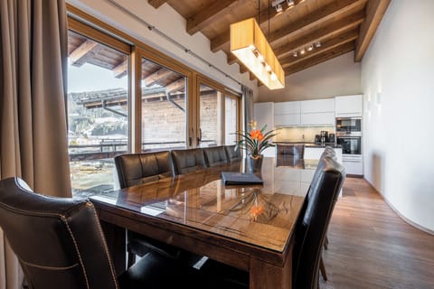 Two-Bedroom Penthouse Apartment Type 2B | In-room dining