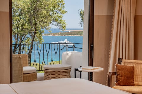 House, 3 Bedrooms (Pool Casa di Sopra) | Premium bedding, minibar, in-room safe, individually decorated