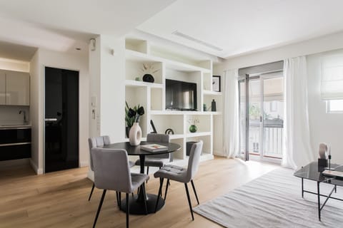 Standard Apartment | Living area | TV, Netflix, streaming services