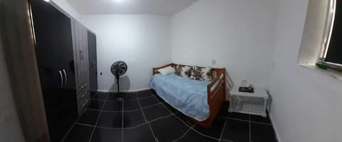 Basic Room | Bed sheets