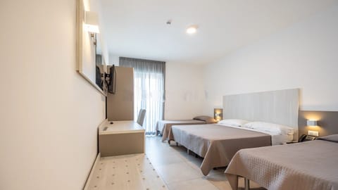 In-room safe, desk, laptop workspace, soundproofing