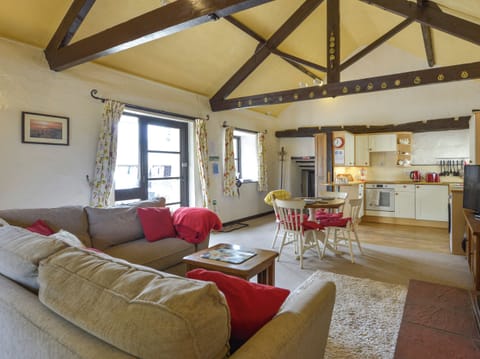 Cottage | Living area