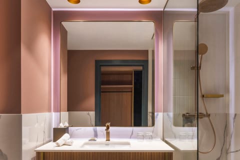 Shower, free toiletries, hair dryer, bathrobes