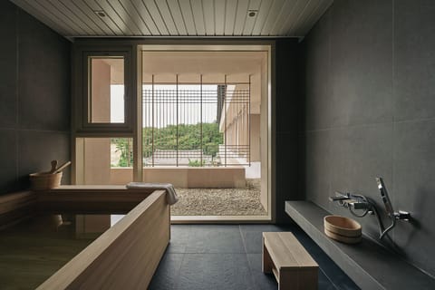 Standard Double Room (B) | Bathroom | Deep soaking tub, hair dryer, bathrobes, bidet