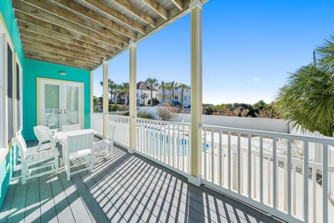 House, 4 Bedrooms | Property grounds