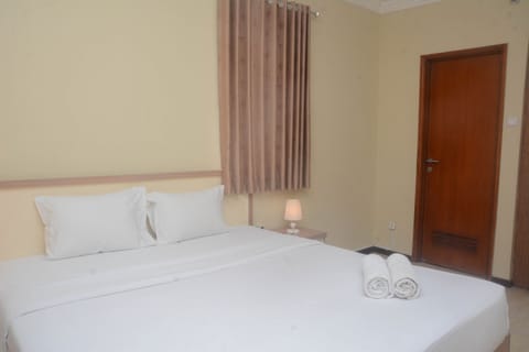 Apartment, 2 Bedrooms | 2 bedrooms, individually decorated, individually furnished, free WiFi
