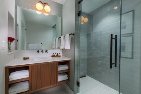 Free toiletries, hair dryer, towels, soap