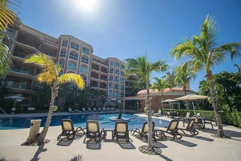 Comfort Condo | Terrace/patio
