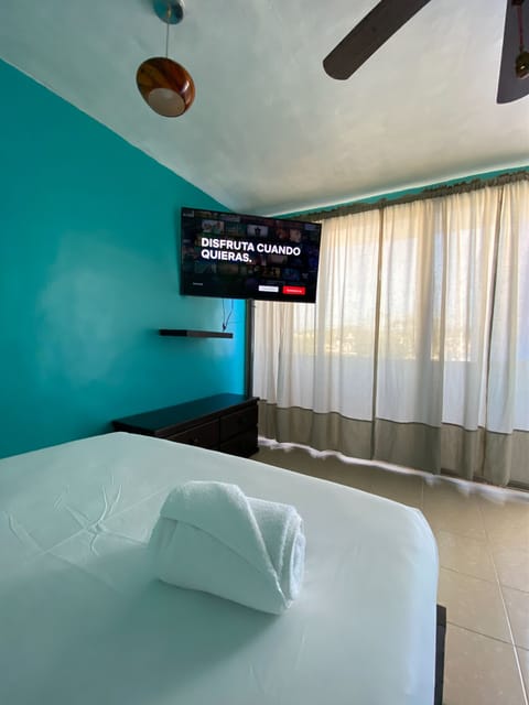 Deluxe Double Room | Iron/ironing board (on request), WiFi (free), individually decorated