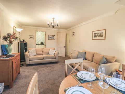 Cottage | Living area | DVD player