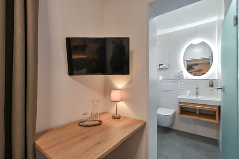 Single Room | Room amenity