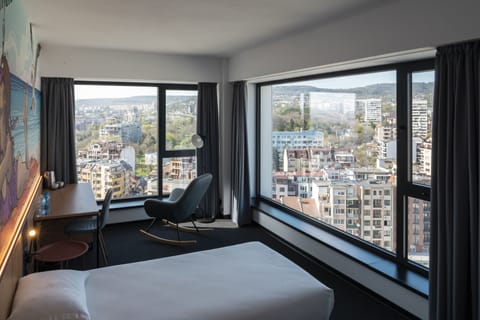 Standard Double or Twin Room, City View | Desk, laptop workspace, soundproofing, free cribs/infant beds