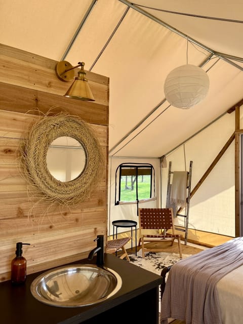 Tent, 1 Queen Bed, Pool Access, Garden View | Bed sheets