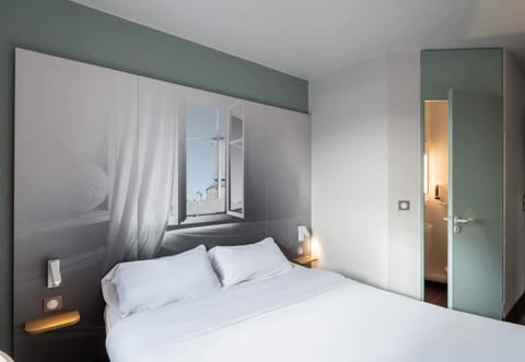 Double Non-Smoking Room | Premium bedding, desk, soundproofing, free WiFi