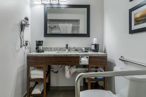 Room, 1 Queen Bed, Accessible, Non Smoking | In-room safe, individually furnished, iron/ironing board