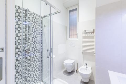 Superior Room | Bathroom