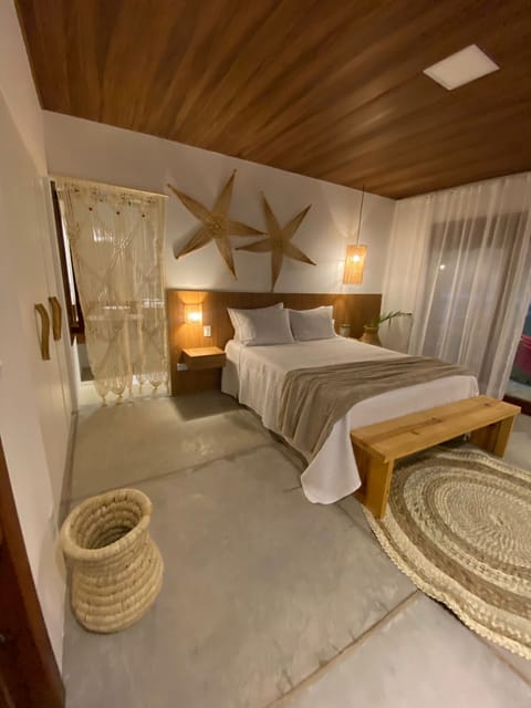 Deluxe Double Room | Minibar, in-room safe, individually decorated, individually furnished