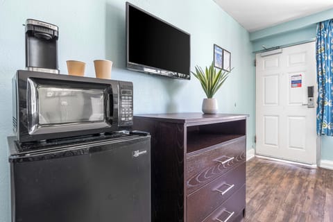 Dunes Double Gulf Side with Bunk | Room amenity