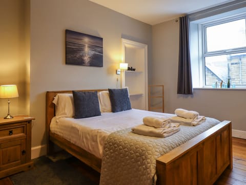 4 bedrooms, individually decorated, individually furnished, free WiFi