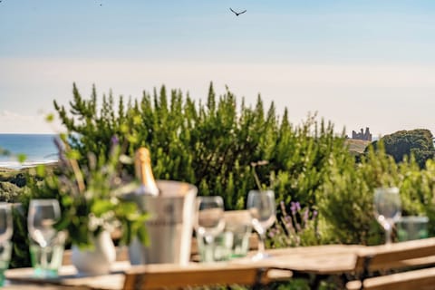 Cottage | Outdoor dining