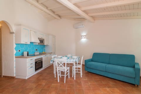 21-inch flat-screen TV with cable channels, TV