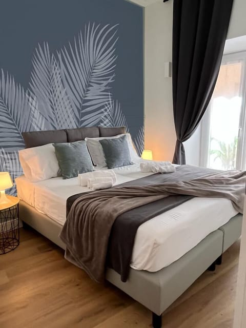 Family Apartment | 2 bedrooms, blackout drapes, travel crib, free WiFi