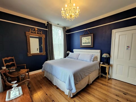 The Mariner | Free minibar, individually decorated, individually furnished