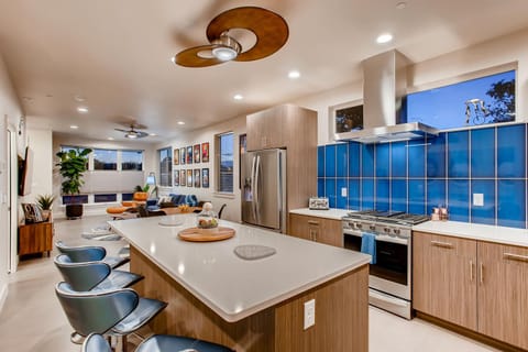 House, Multiple Beds, Patio, Garden View (908 Jerome St. (Unit 4)*) | Private kitchen | Fridge, microwave, oven, stovetop