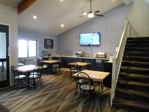 Free continental breakfast