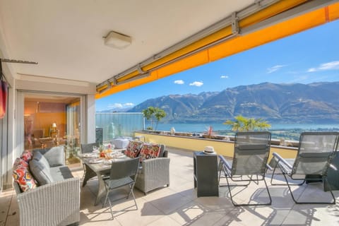 Family Apartment, 2 Bedrooms, 2 Bathrooms, Mountainside (Panorama maggiore apartment - Locarno) | Outdoor dining