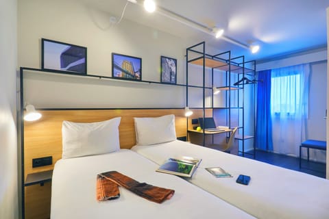 Standard Room, 2 Twin Beds | Desk, soundproofing, iron/ironing board, free cribs/infant beds