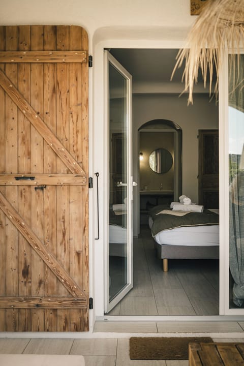 Superior Room | Egyptian cotton sheets, premium bedding, memory foam beds, in-room safe