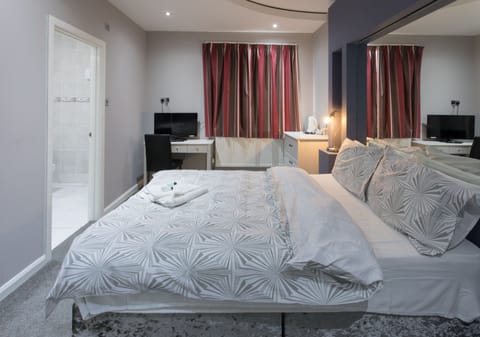 Double Room, Ensuite | WiFi