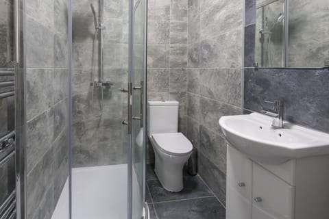 Double Room, Ensuite | Bathroom