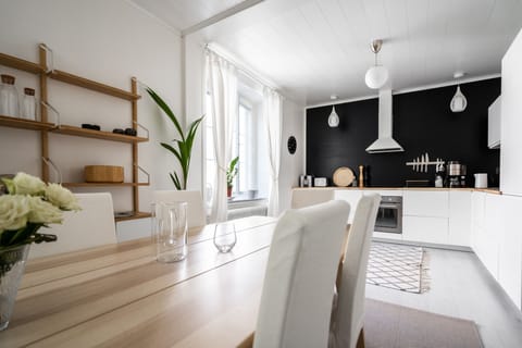 Apartment | 1 bedroom, iron/ironing board, free WiFi