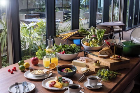 Daily continental breakfast for a fee