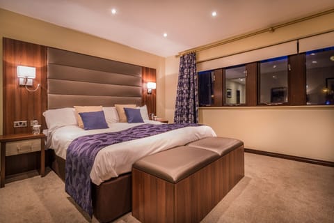 Deluxe Double Room | Blackout drapes, iron/ironing board, free WiFi, bed sheets