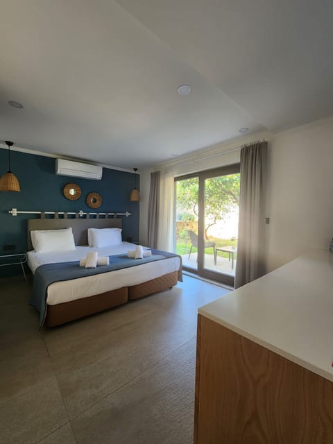 Room, 1 Double Bed, Terrace, Garden View | Premium bedding, down comforters, minibar, in-room safe