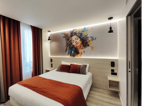 Premium bedding, Select Comfort beds, in-room safe