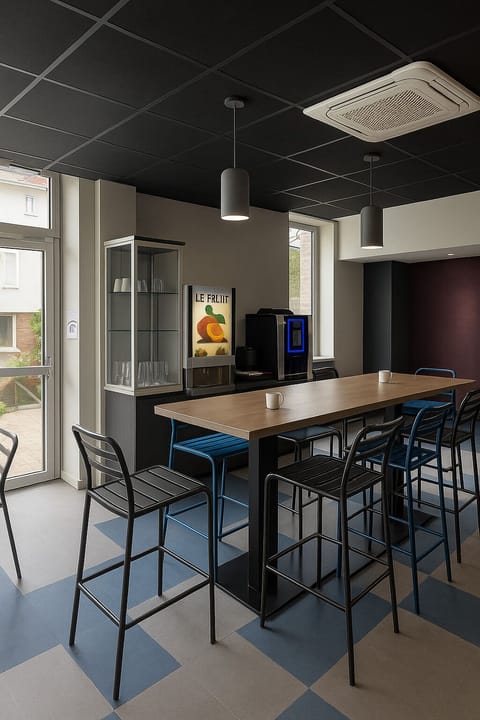 Daily buffet breakfast (EUR 9.9 per person)