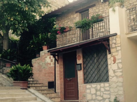 House, 2 Bedrooms, Smoking, Balcony | Balcony