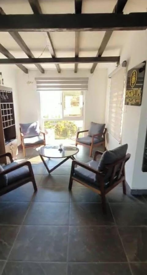 Apartment, 1 Bedroom, Smoking, Balcony | Living room