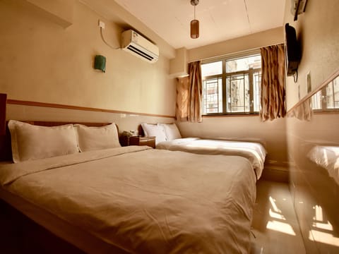 Quadruple Room | Free WiFi