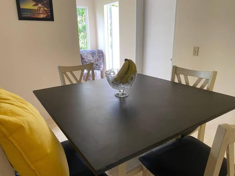 Apartment | Dining