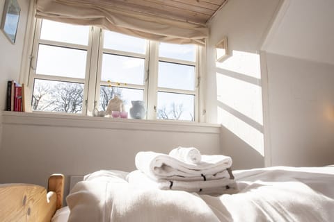 2 bedrooms, free WiFi