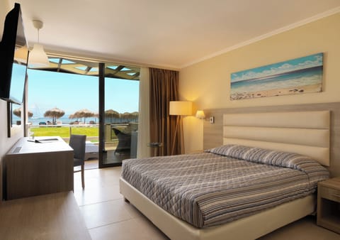 Bungalow, 1 Double Bed, Beachfront | Free WiFi, bed sheets