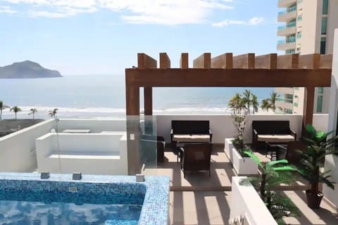 Classic Condo | Aerial view