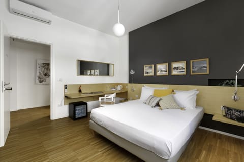 Family Quadruple Room, Multiple Beds, Non Smoking, City View | Premium bedding, down comforters, pillowtop beds, in-room safe