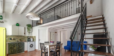 House | 1 bedroom