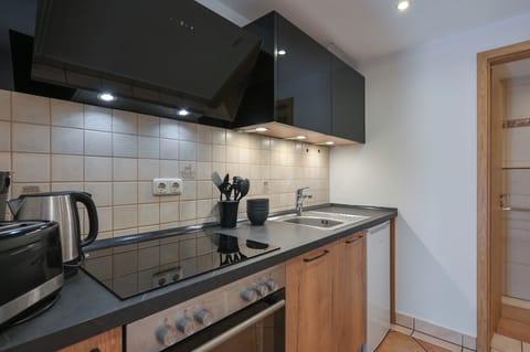 Grand Condo, 1 Queen Bed with Sofa bed (large) | Private kitchen | Full-size fridge, dishwasher, cleaning supplies